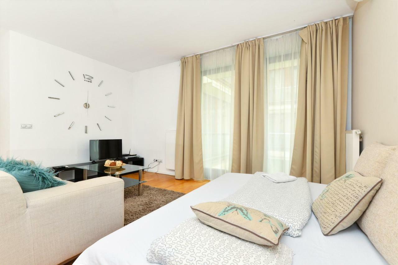 Quality Point Apartments 0-24 Reception Budapeşte Dış mekan fotoğraf